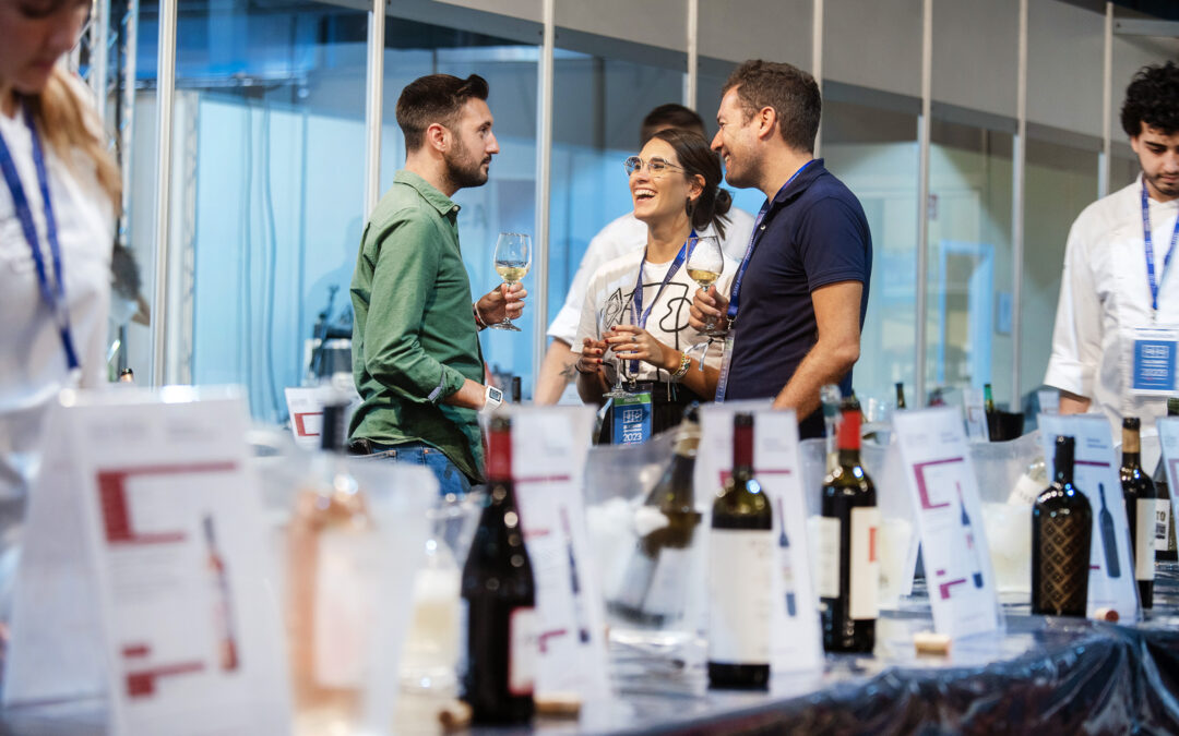 Cientos de referencias esperan a los amantes del vino en Alicante Gastronómica con cuatro espacios especializados en enología