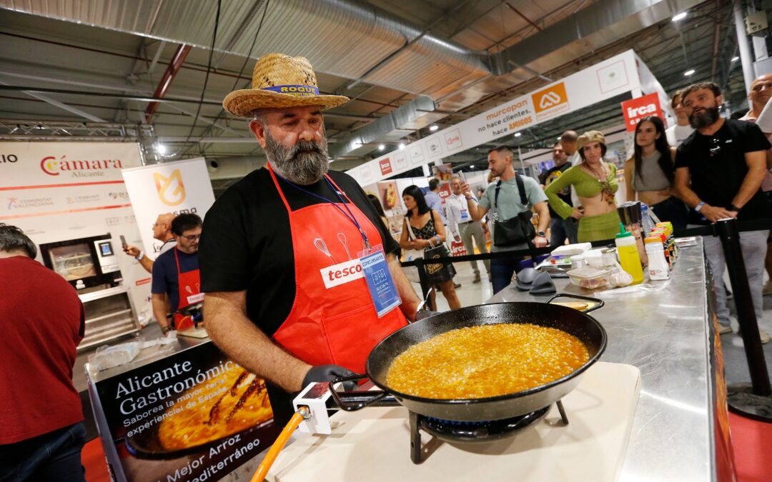 Alicante Gastronómica inicia las semifinales para la VI Edición del Concurso El Mejor Arroz del Mediterráneo para aficionados
