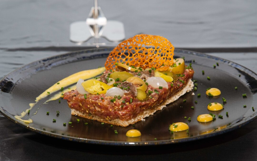 Andrés Naranjo, de Insensato, gana el IV Concurso de Steak Tartar Nicolás y Valero