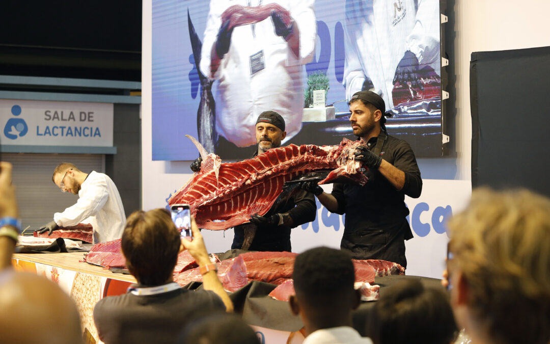 Un espectáculo único, el ronqueo de atún rojo del Mediterráneo